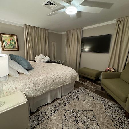 Inn Between The Lakes Three Rivers 外观 照片